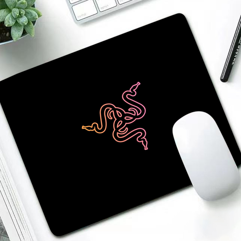 Gaming Keyboard Affordable - Razer 高級マウスパッド アニメ ゲーマー デスクマット PC