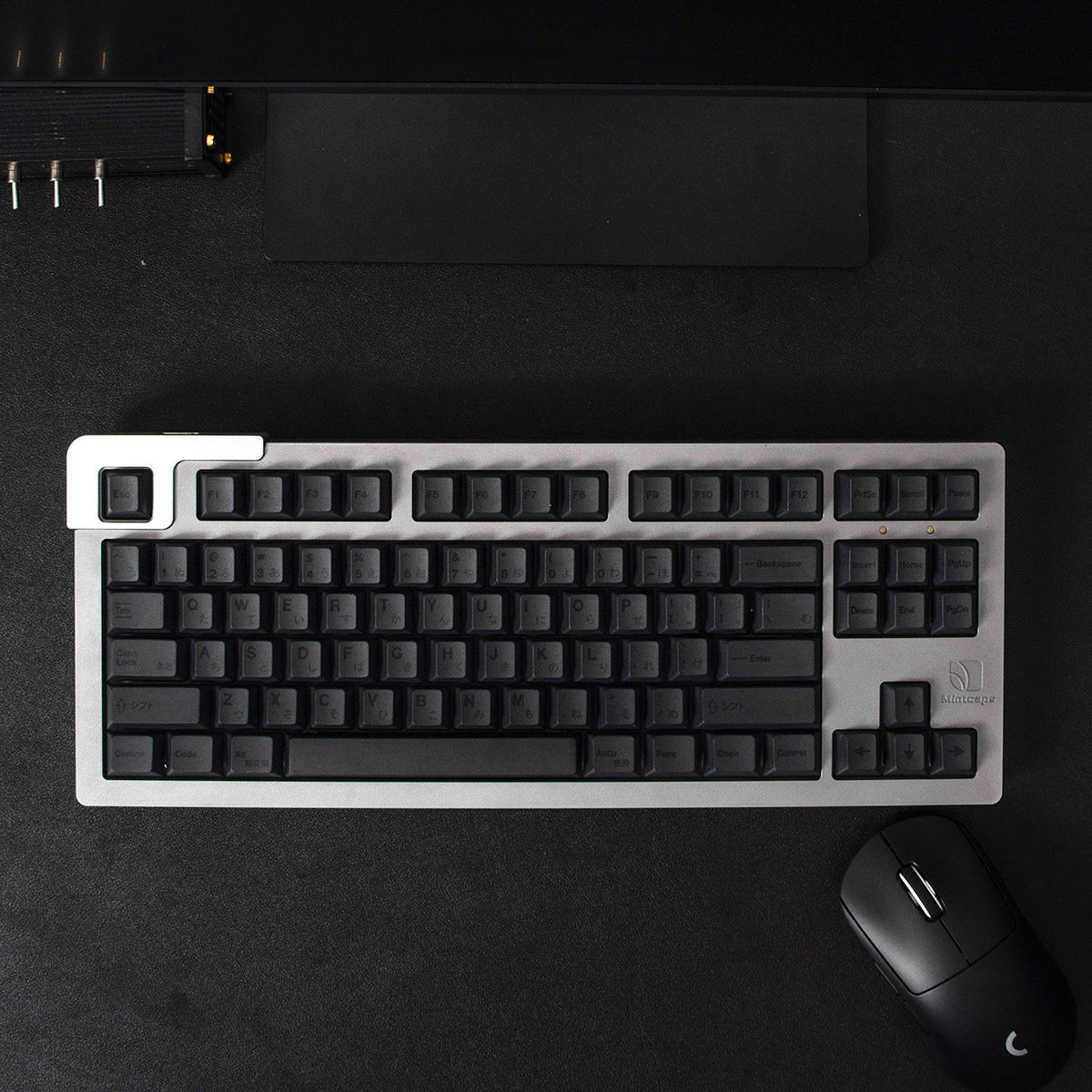 144キー GMK ダークキーキャップ チェリープロファイル - Keyboard Lube Kit のレビューと価格